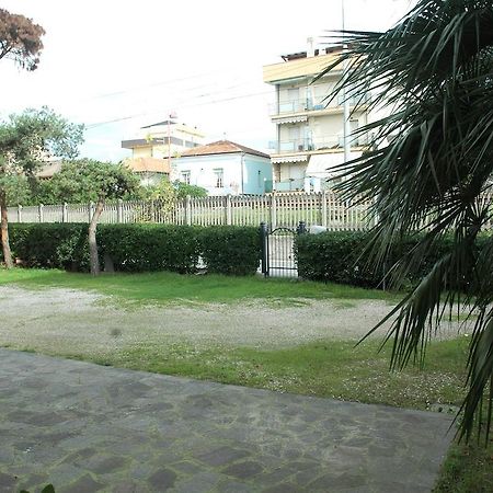Villa Linda Affittacamere Беллария-Иджеа-Марина Экстерьер фото